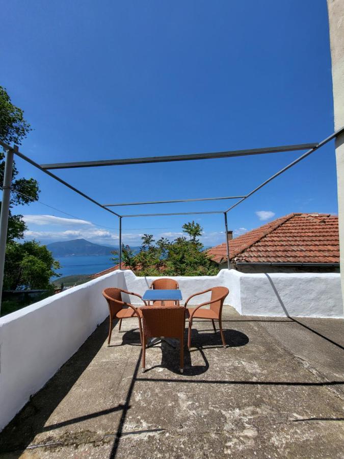 Vila Παραδοσιακό Σπίτι Με Θέα Tríkeri Exteriér fotografie